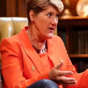 The Celebrity Traitors S01 Clare Balding Blazer