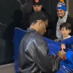 Wizkid at the New York Knicks basketball game