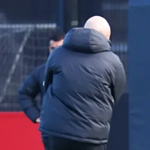 Arne Slot Team Training Session 2025 LFC Puffer Jacket Back Look