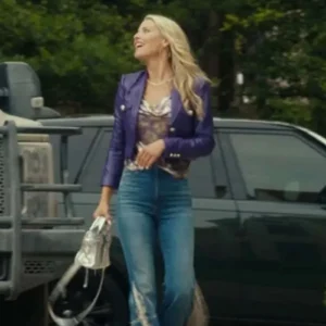 Landman S02 Ali Larter Cropped Leather Jacket Front look