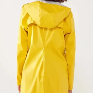 Jane Levy Zoey’s Extraordinary Playlist Yellow Coat