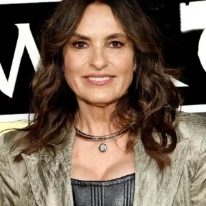 Law and Order Anniversary Mariska Hargitay Blazer