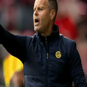 Manager Kjetil Knutsen Blue Vest