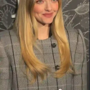 Amanda Seyfried French premiere Checked Cropped Jacket