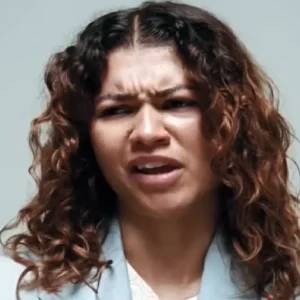 Euphoria S03 Zendaya Blue Blazer