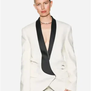 Launch Event Miami 2026 Karolina Kurkova Blazer