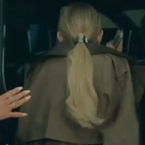 Order Today Kate Hudson Running Point S02 Isla Gordon Brown Coat