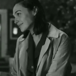 Gal Gadot Movie Giulietta In the Hand of Dante 2026 Beige Cotton Trench Coat