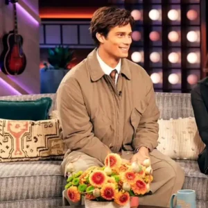 Shop Nicholas Galitzine The Kelly Clarkson Show 2026 Brown Jacket