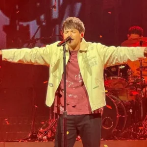 Louis Tomlinson Montreal Concert Duke Sketch Sand Jacket