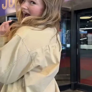 New York City Street Style 2026 Olivia Holt Beige Long Shirt