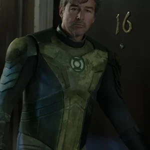 Kyle Chandler Green Lantern suit