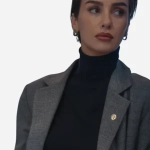 Shop Birce Akalay TV Series Mezarlik S03 Önem Özülkü Grey Wool Blazer On Sale