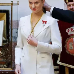 Shop Princess of Asturias Leonor White Double Breasted Suit For Women