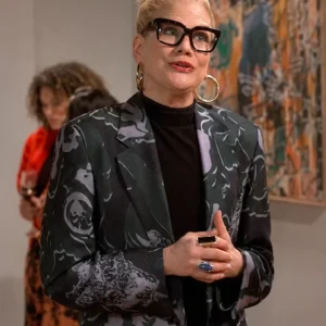 Leanne S02 Kristen Johnston Crepe Blazer