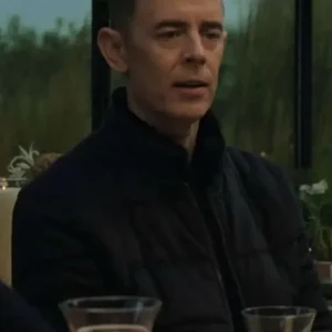 Shop Colin Hanks TV Serie Silo 2026 Per Stenson Black Bomber Jacket