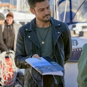 a picture of her tyler hynes jacket